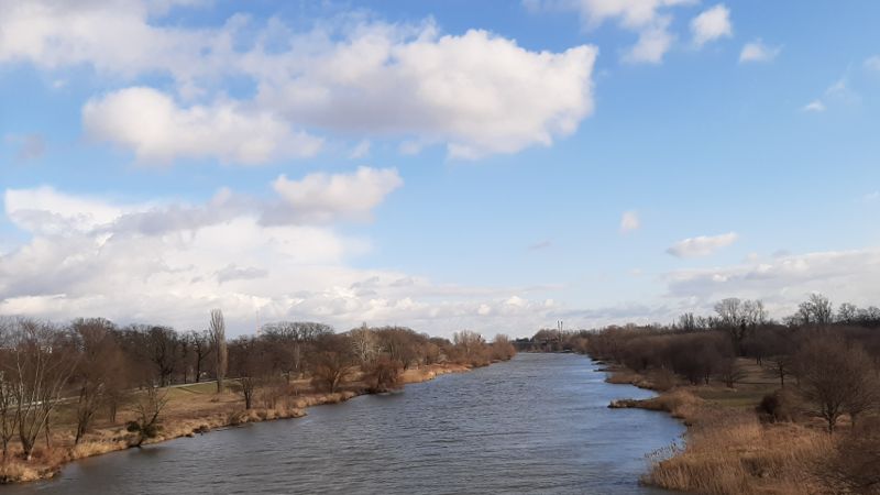 Gently dive into the internal structure of field and method information stored in .class file. Find out what standard attributes are and what data about the class they expose. /en/posts/jvm-spec/chapter_4_fields_methods_attributes/river.jpeg